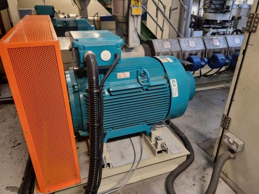 200kW AC motor with panel-mounted Delta inverter drive, DC to AC motor upgrade